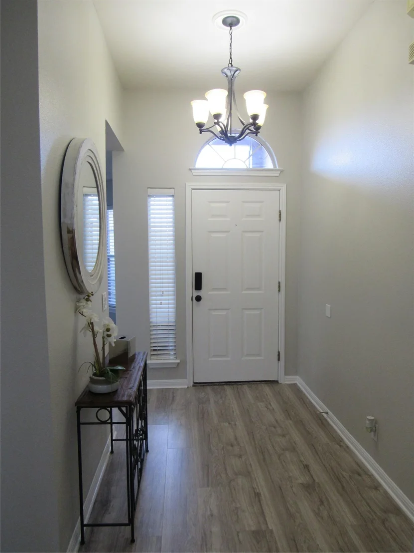 Photo of 1002 Stewart DR