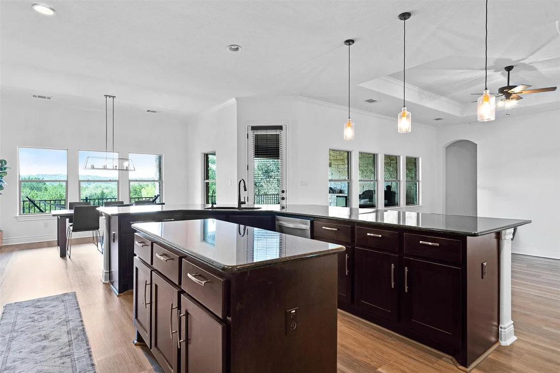 Photo of 1075 Bluff Woods DR