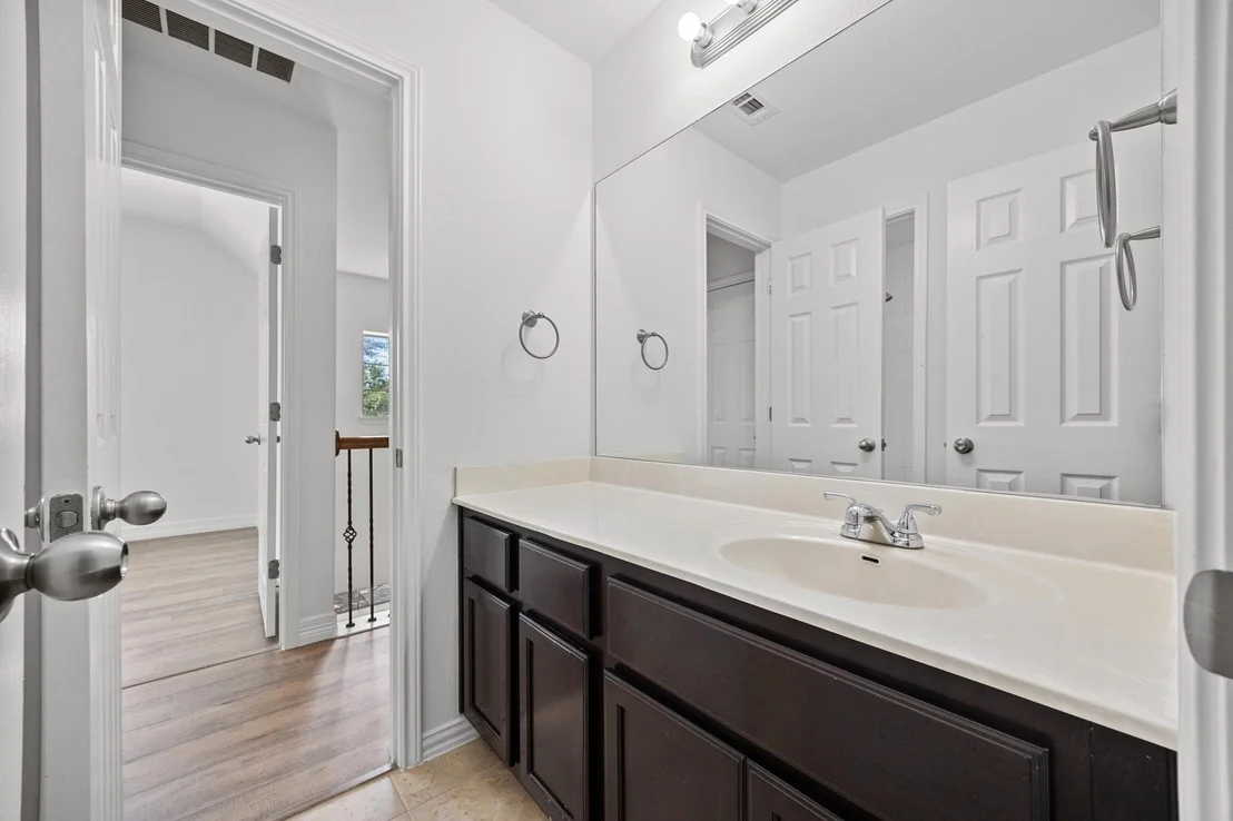 Photo of 2572 Santa Barbara LOOP