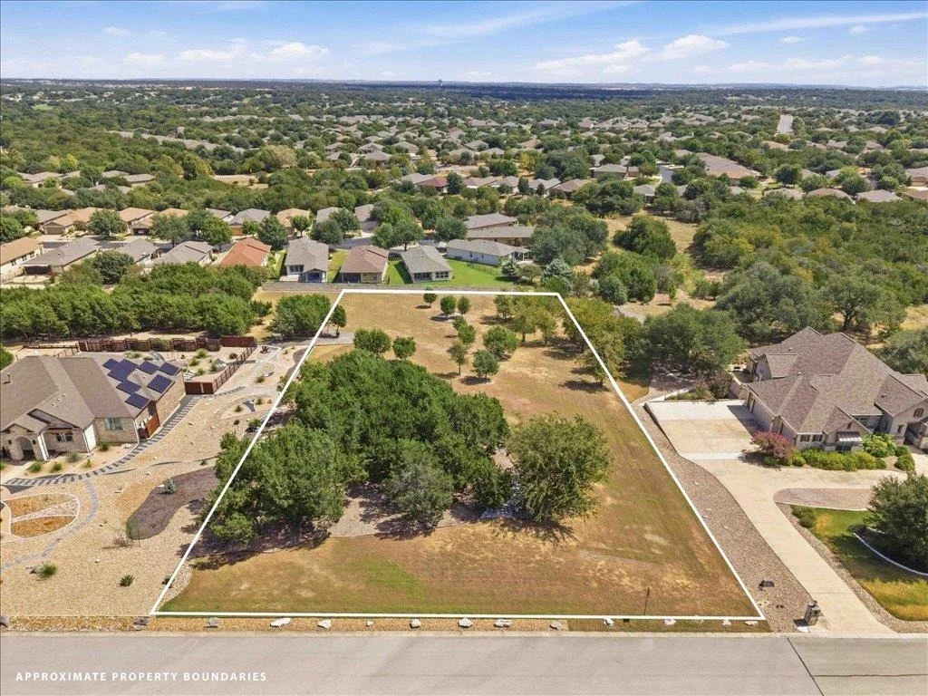 Photo of 232 Standing Oak DR