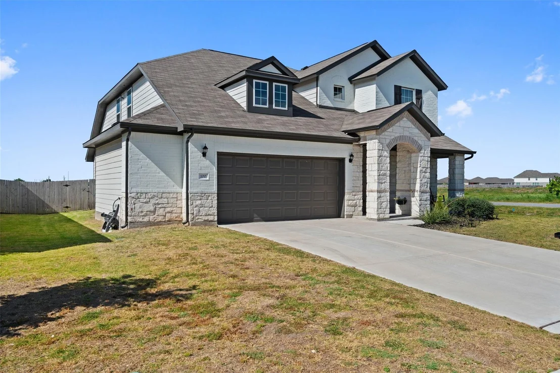 Photo of 100 Panico RD