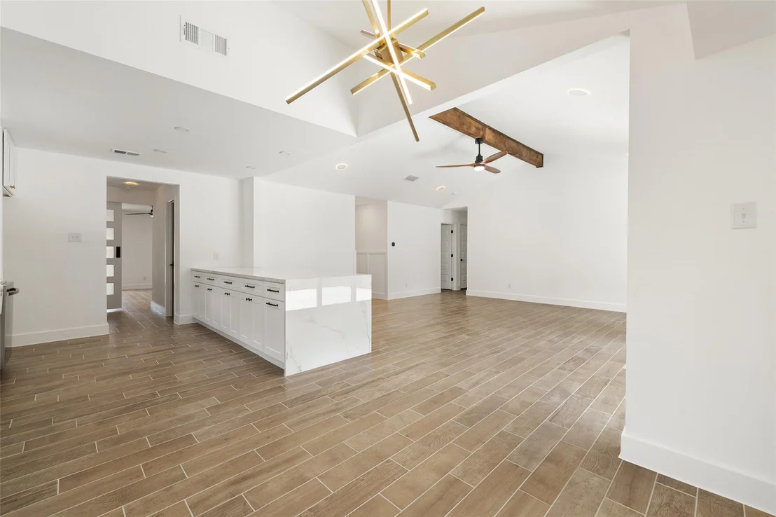 Photo of 1111 Spearson LN