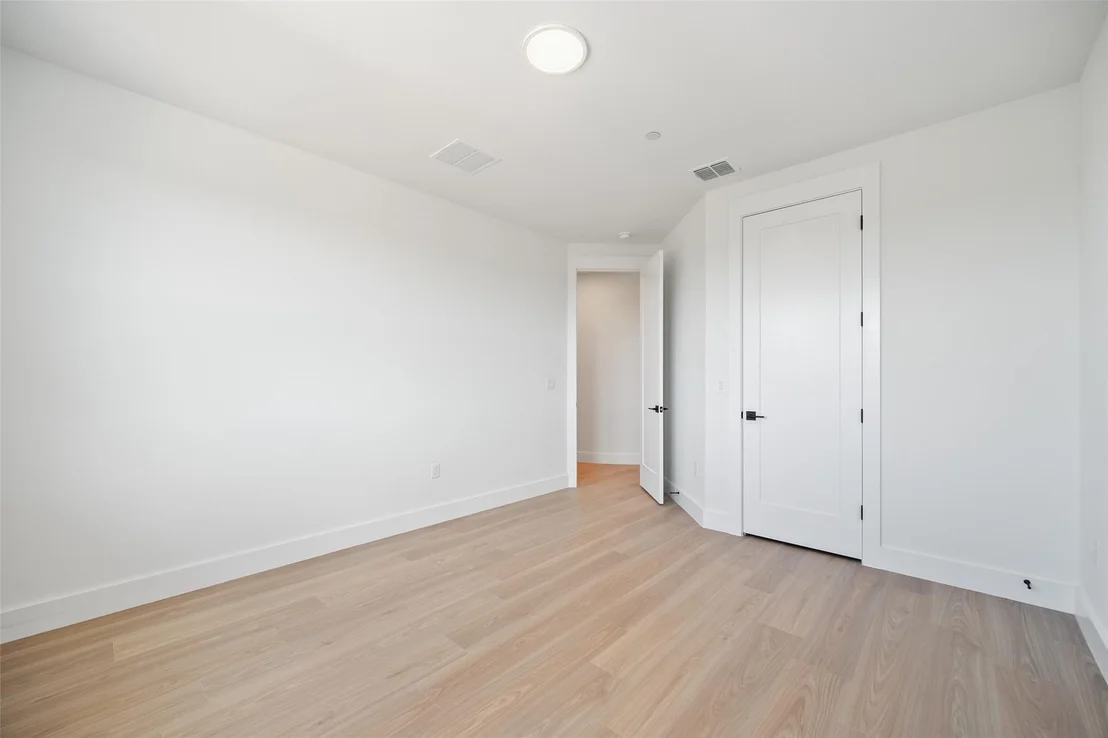 Photo of 10105 Cressida Bend