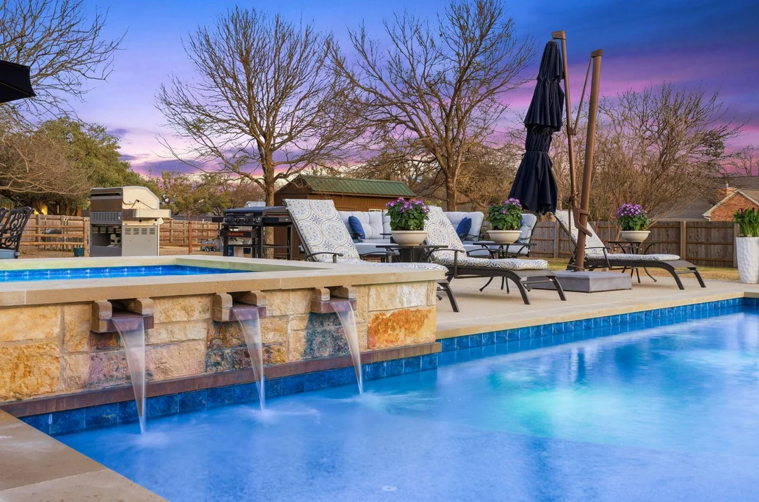 Photo of 308 Oak Plaza CV