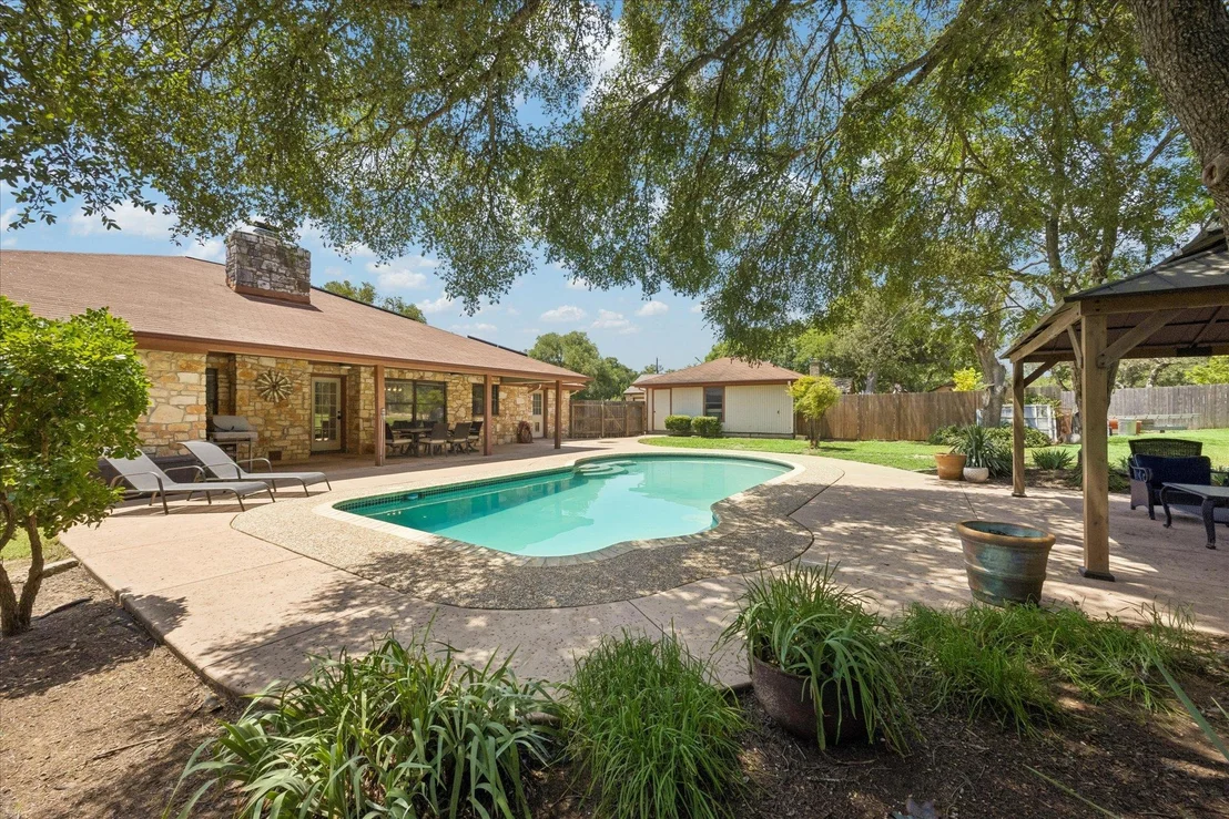 Photo of 208 Maple DR