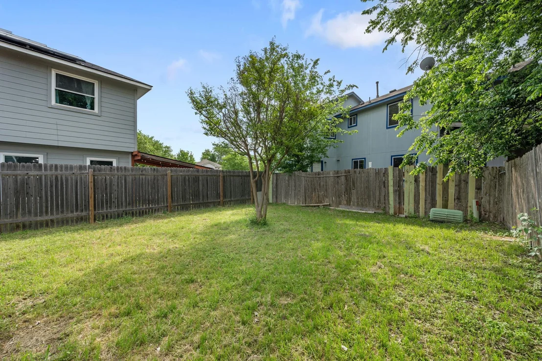 Photo of 1551 Parkfield CIR