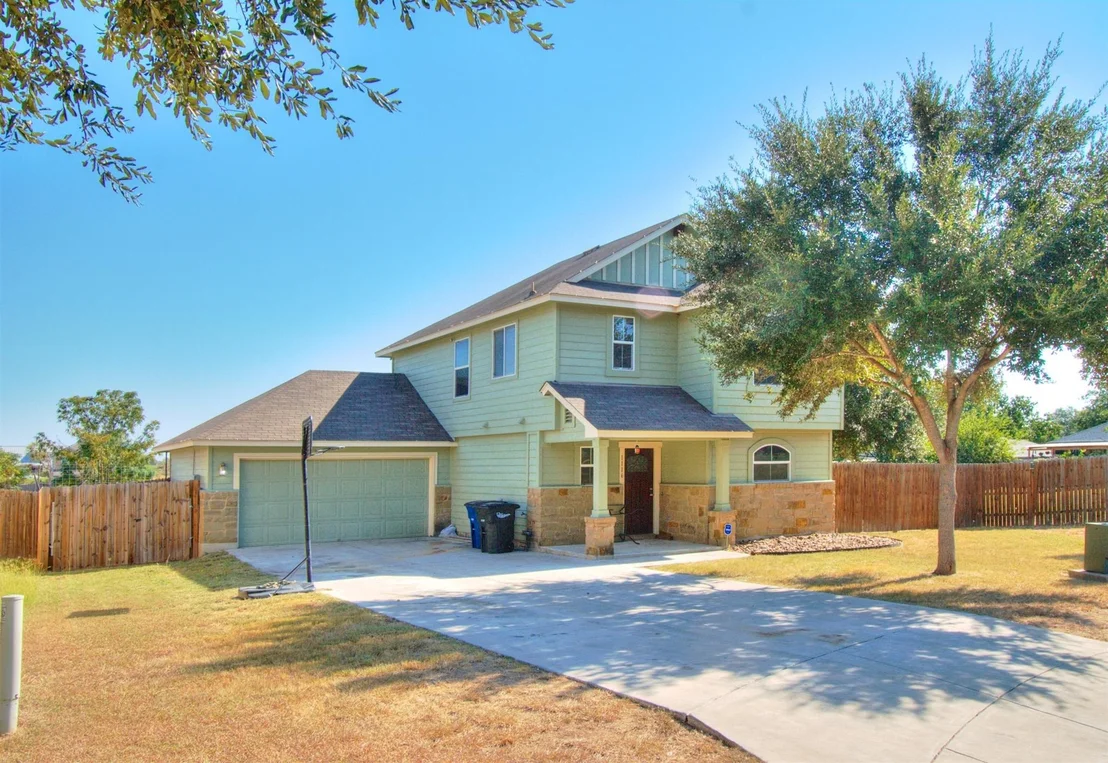 Photo of 1116 Wind Haven DR