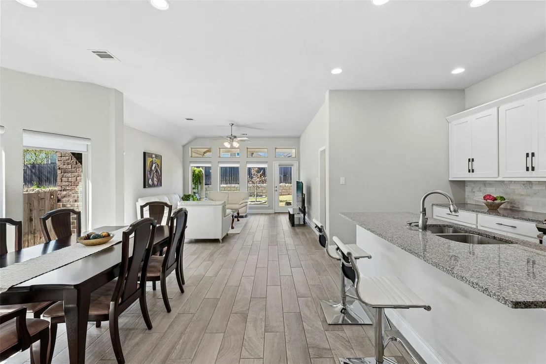 Photo of 341 Crossvine TRL