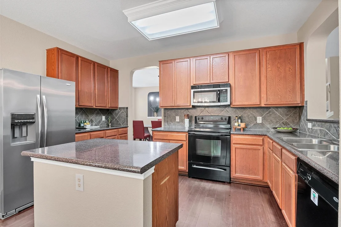 Photo of 515 Paseo Grand DR