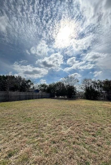 Photo of 603 W Grady DR
