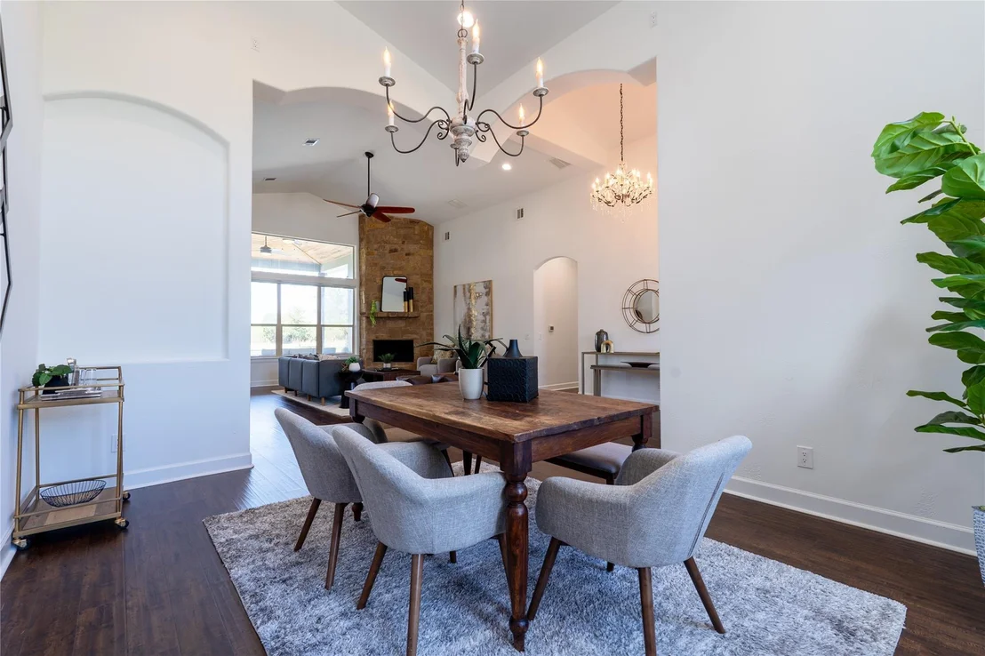 Photo of 724 Chama TRCE