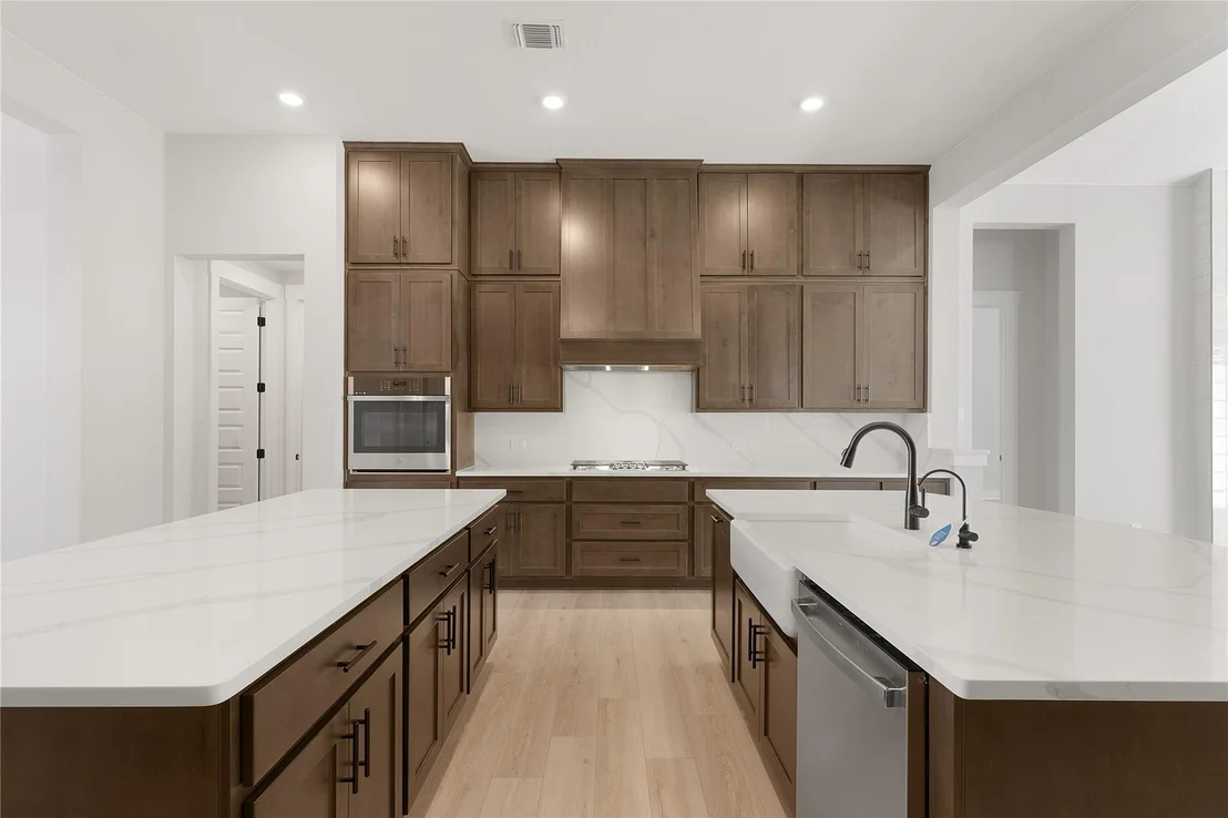 Photo of 1080 Riva Ridge