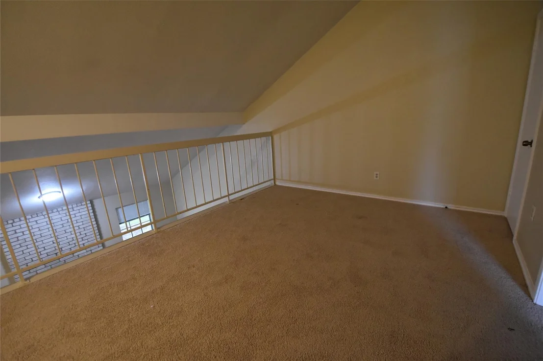 Photo of 2000 Millay DR