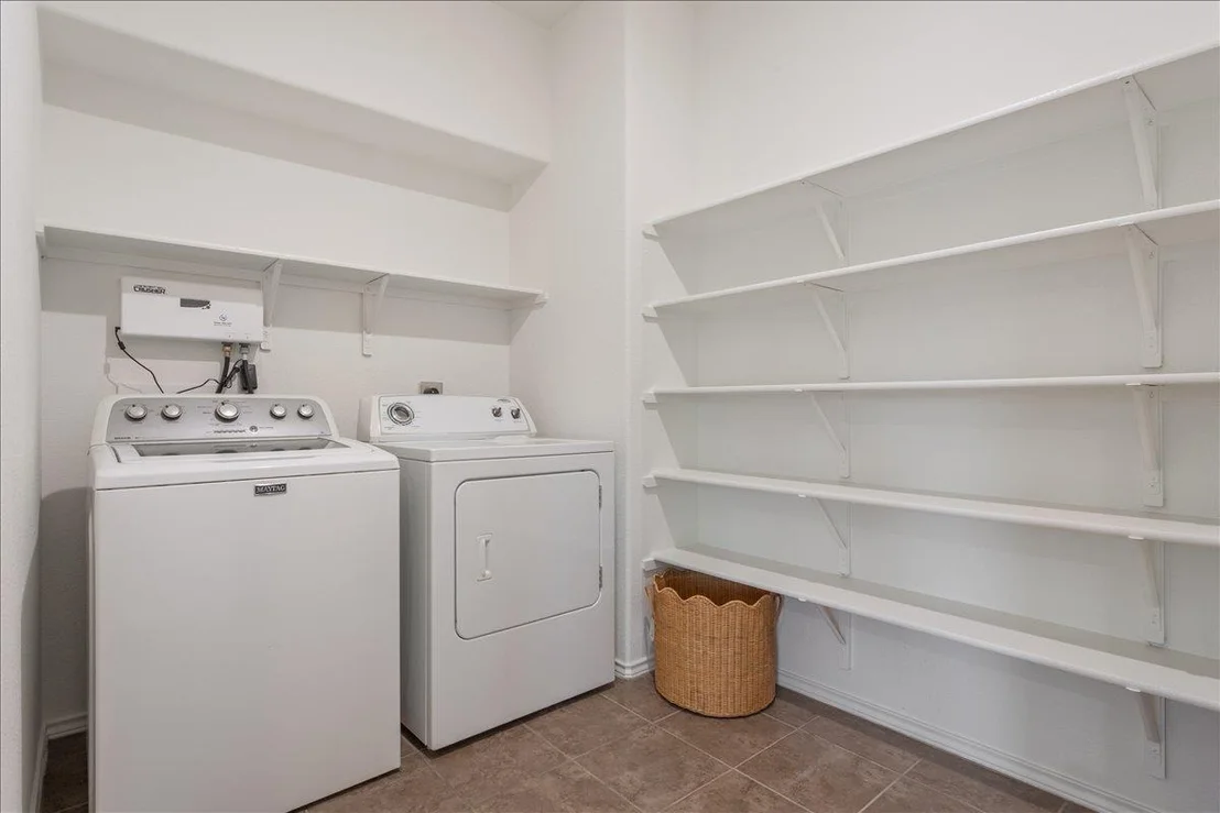 Photo of 240 Foster LN