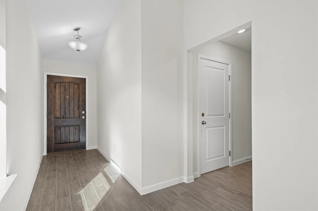 Photo of 417 Stellar Wind DR