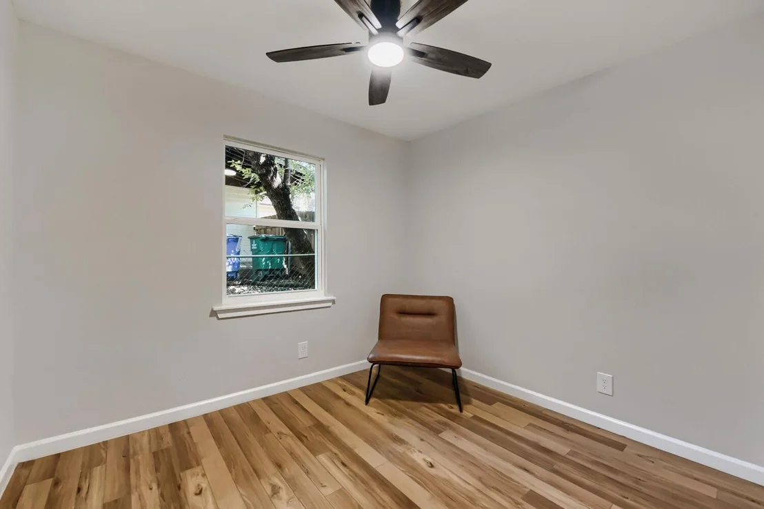 Photo of 304 Sheraton Ave