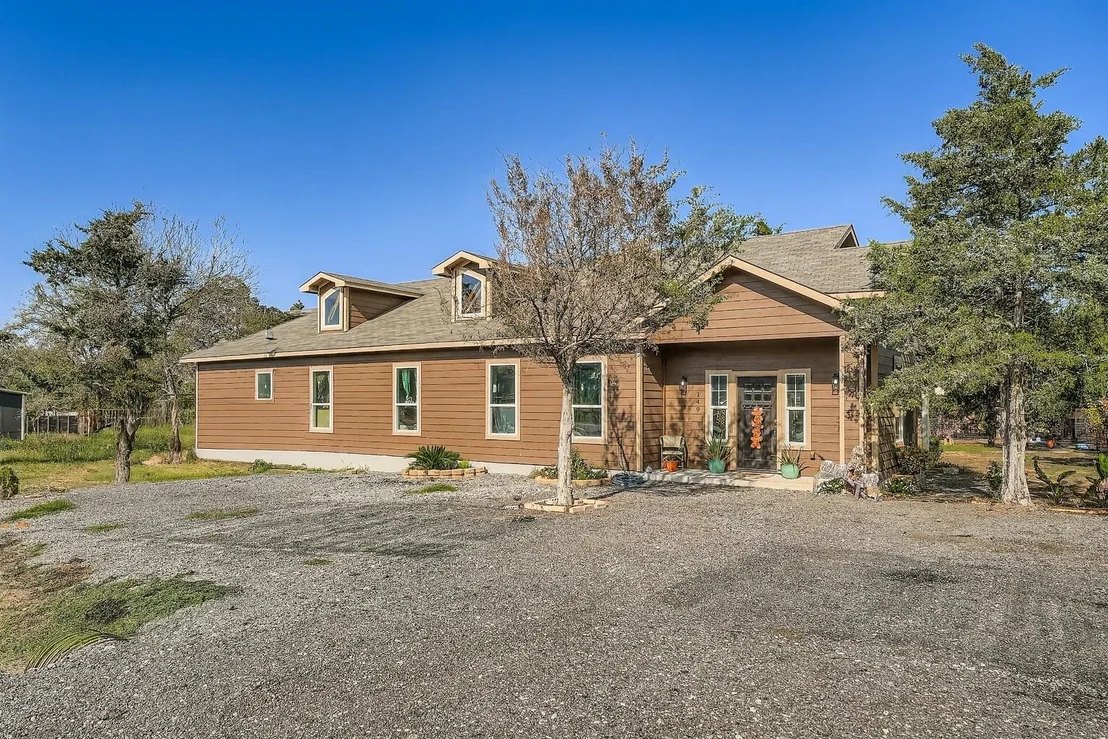 Photo of 149 Arosa DR