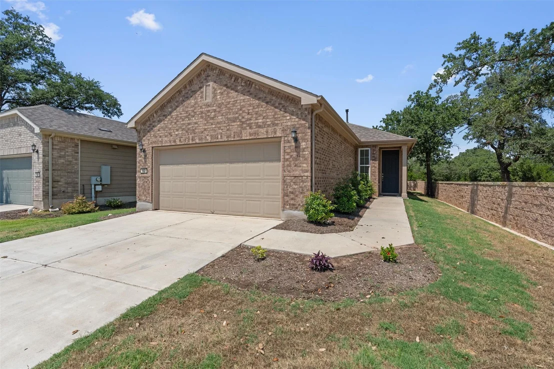 Photo of 502 Saratoga LN