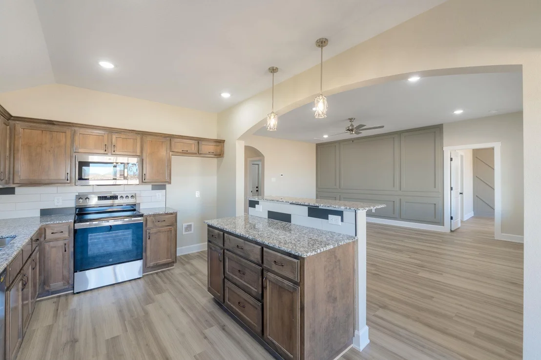 Photo of 2123 Blackhawk LOOP
