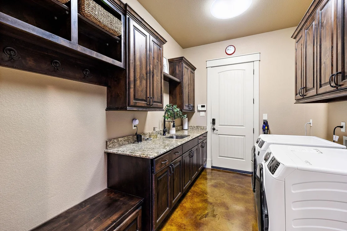 Photo of 201 Eagle Valley LN