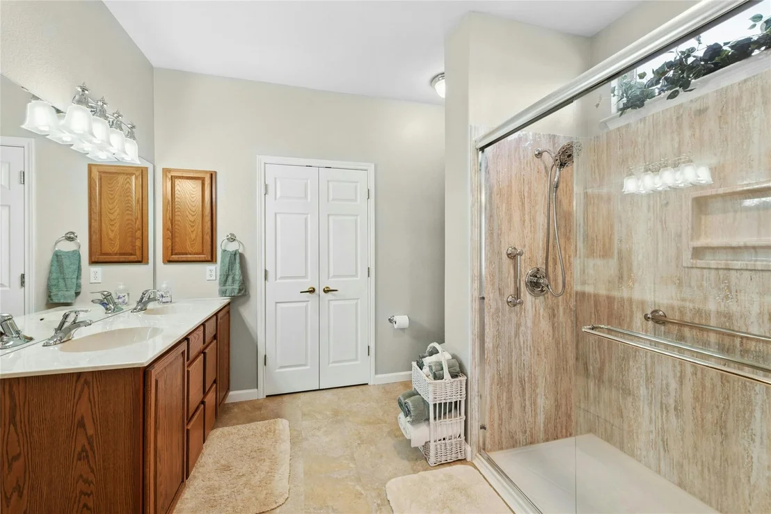 Photo of 213 Crockett LOOP