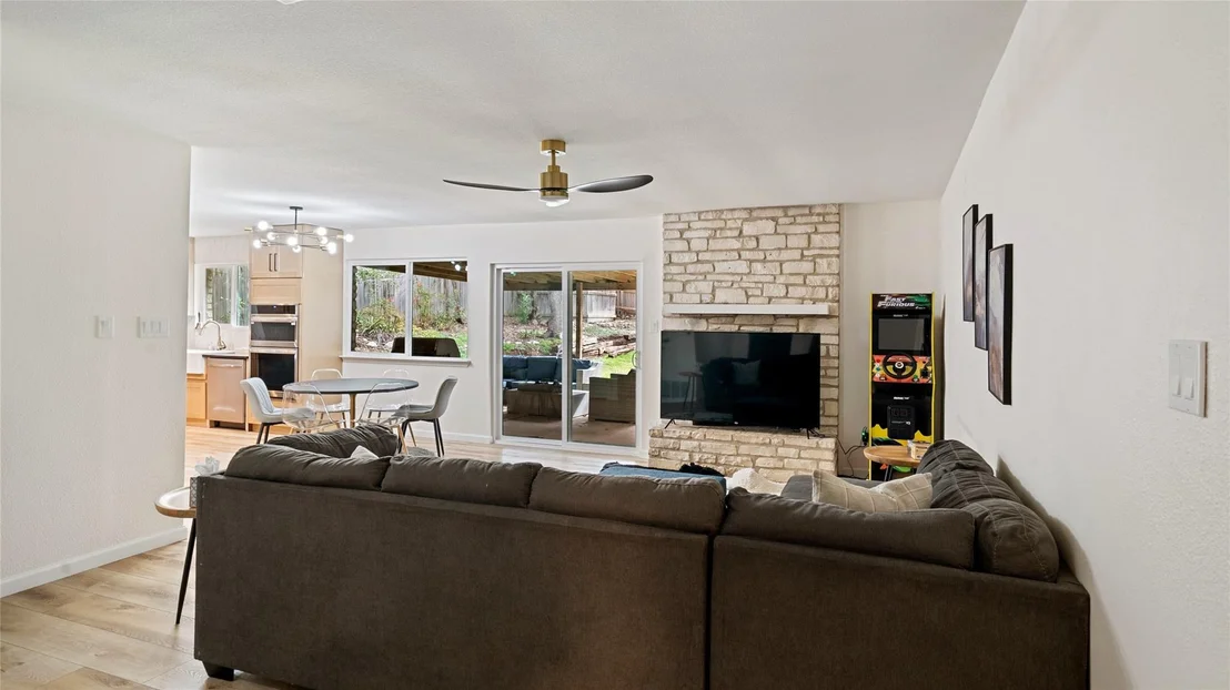 Photo of 7005 Chinook DR