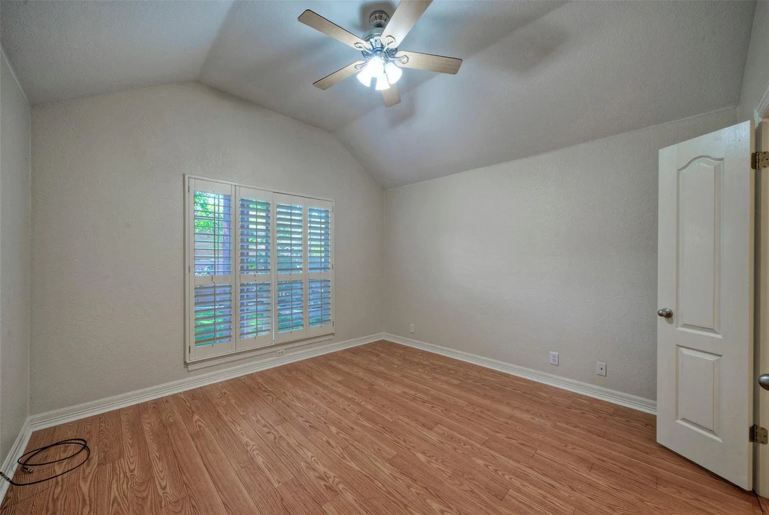 Photo of 10806 Olympia Fields LOOP