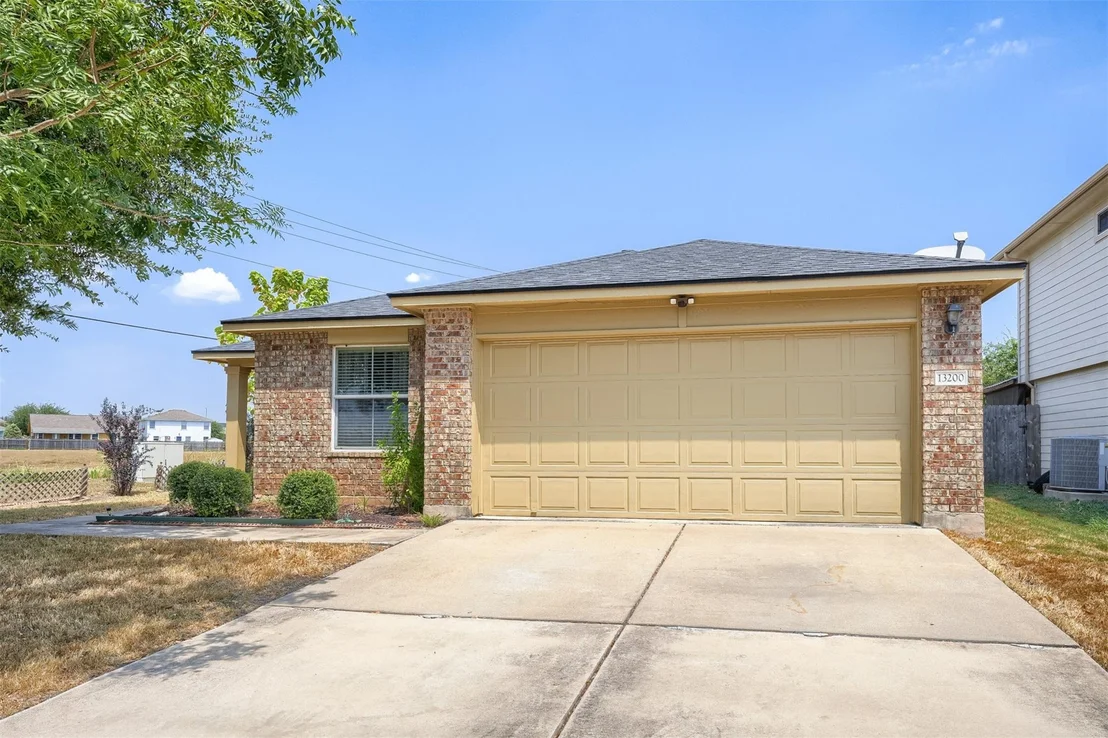 Photo of 13200 Ring DR