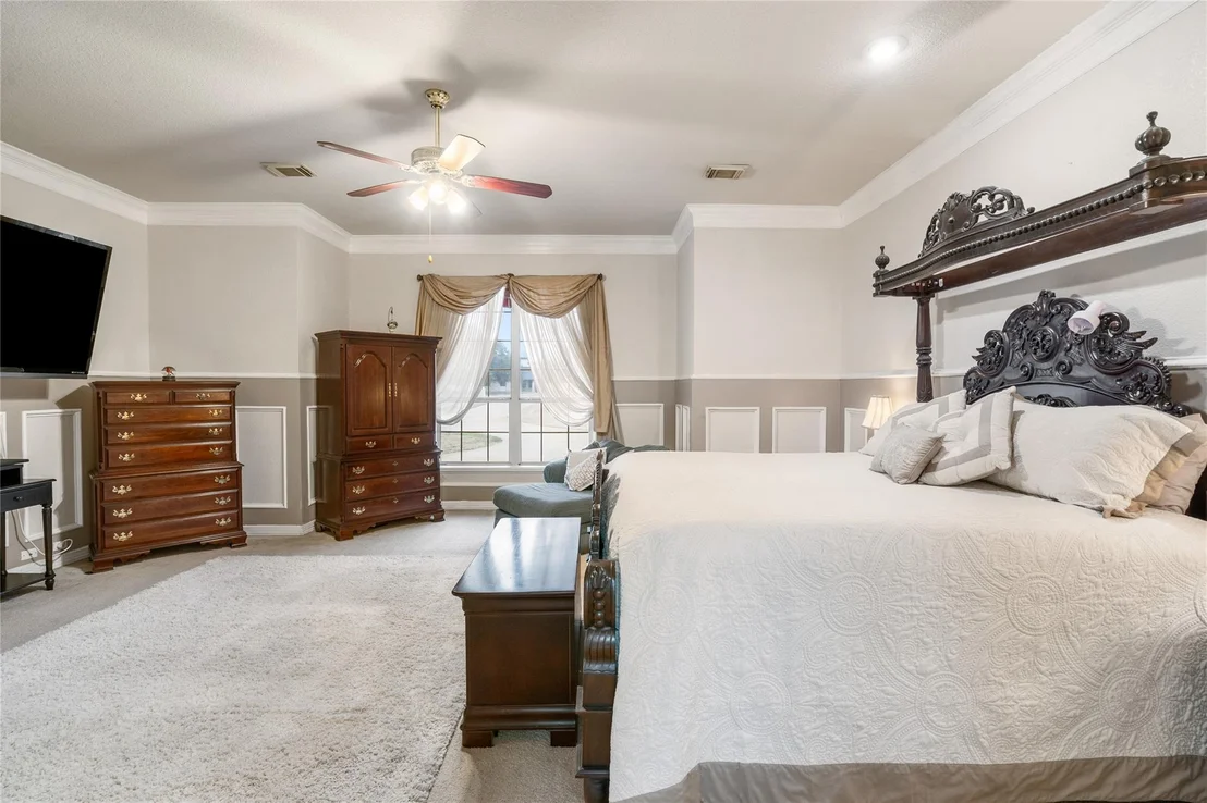 Photo of 16 Lake DR