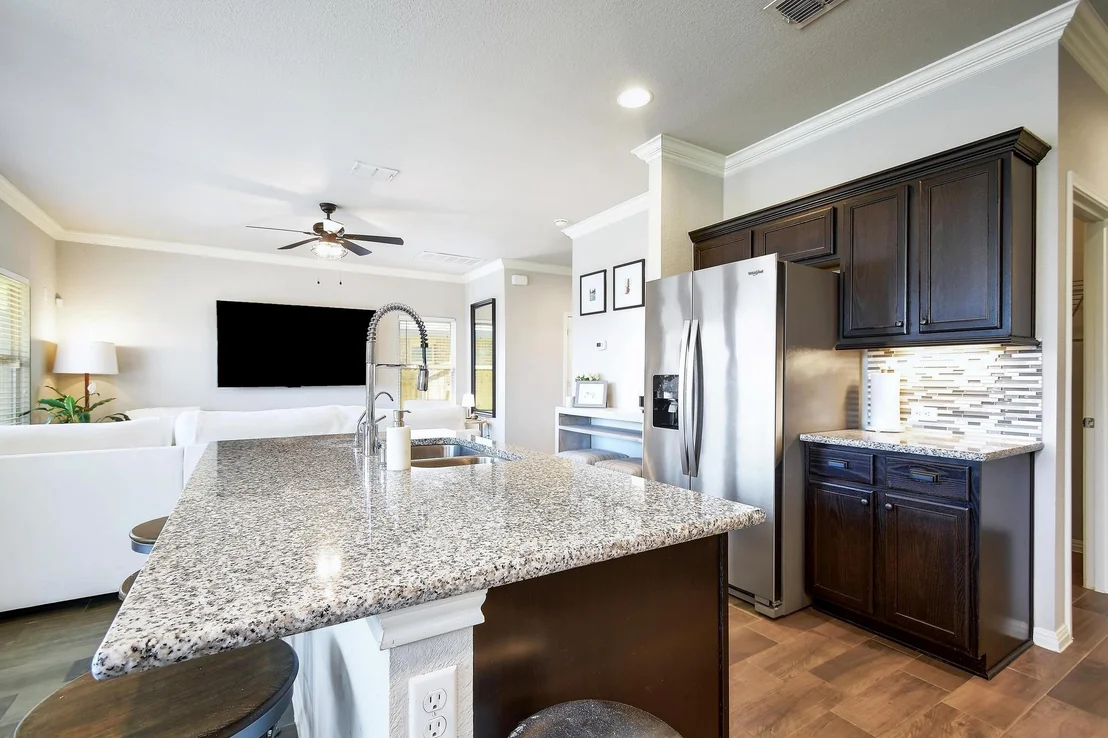 Photo of 713 Nautical LOOP