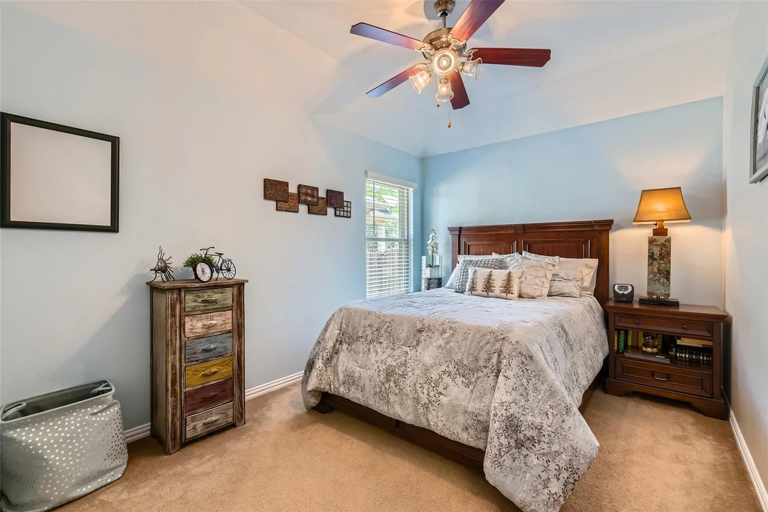 Photo of 7803 Huddleston LN