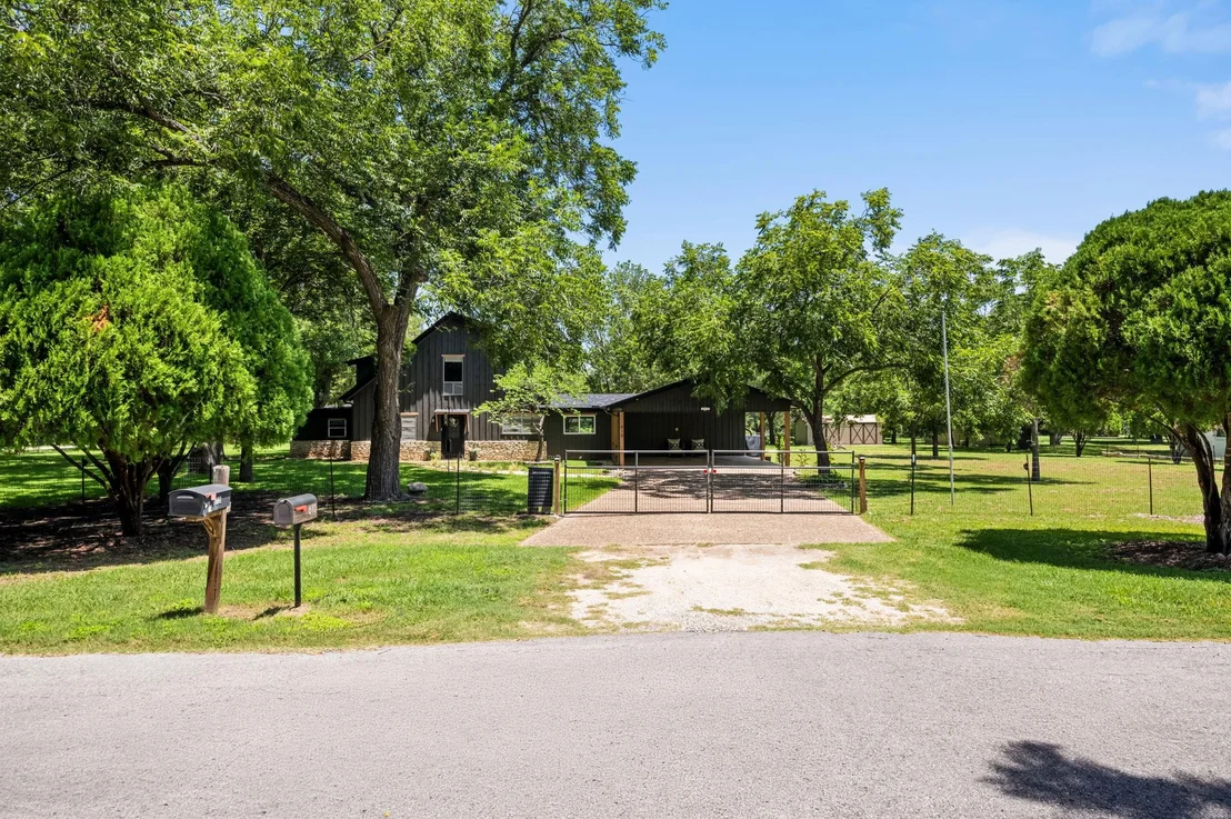 Photo of 610 Redbud TRL