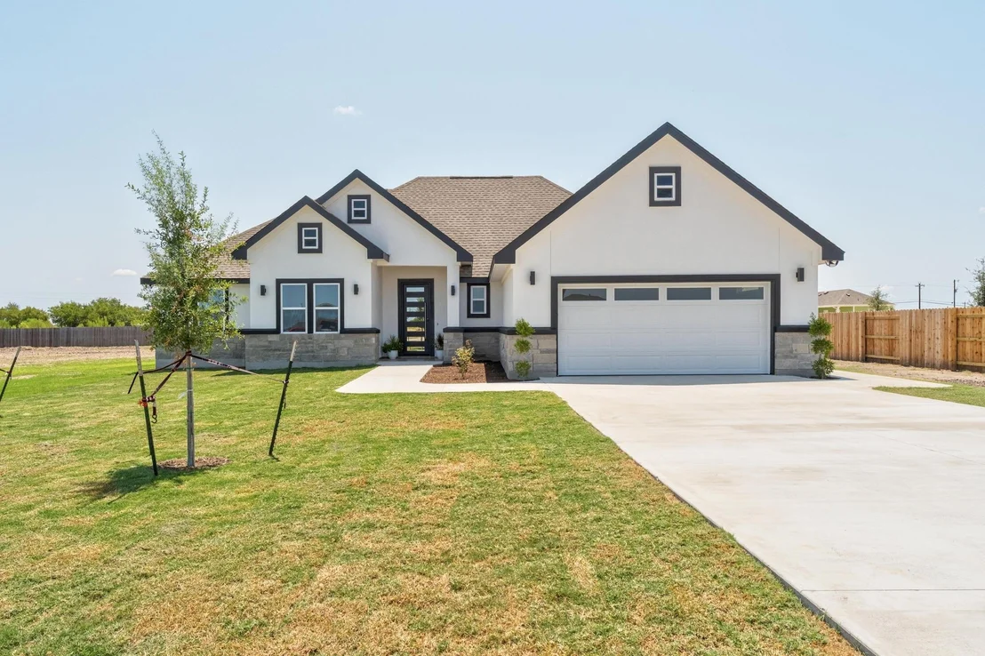 Photo of 123 Bianca CIR