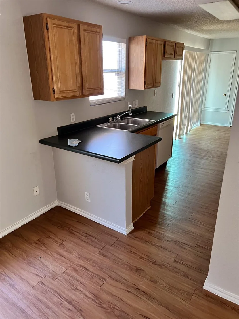 Photo of 13812 Spring Heath RD