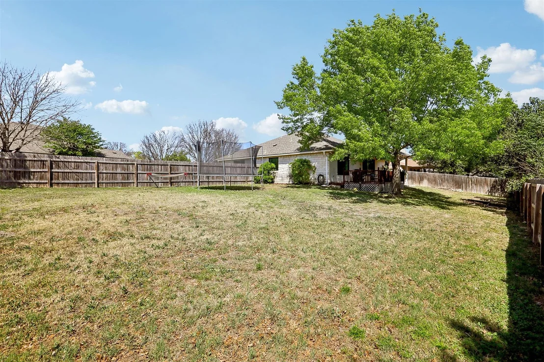 Photo of 902 Ridgemont CIR