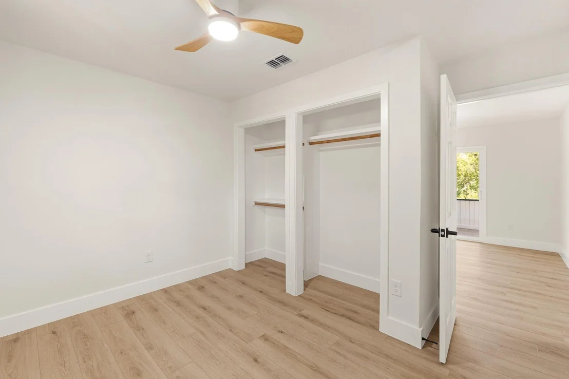 Photo of 903 Potomac PATH