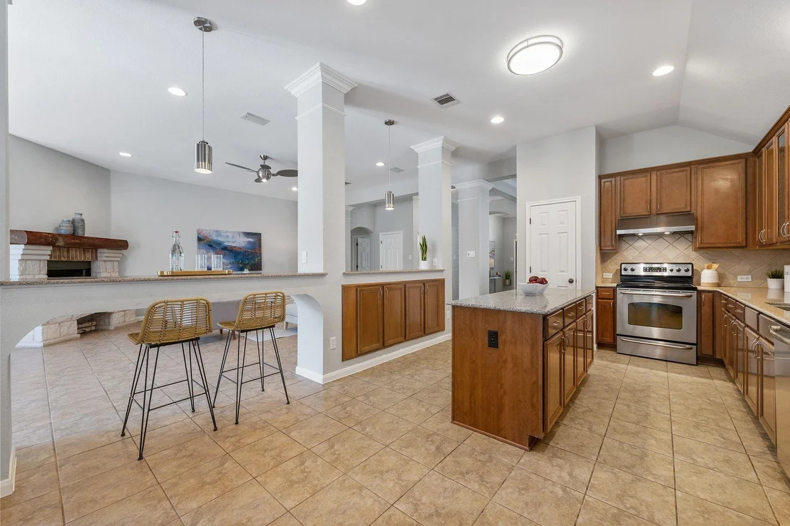 Photo of 9905 Savannah Ridge DR