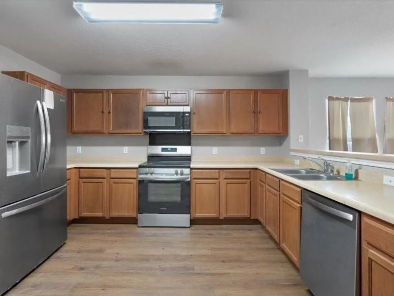 Photo of 204 Herrera TRL