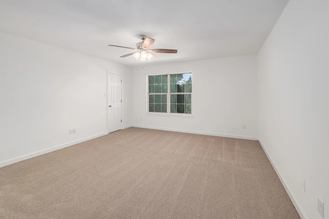 Photo of 709 LOS ROBLES RD