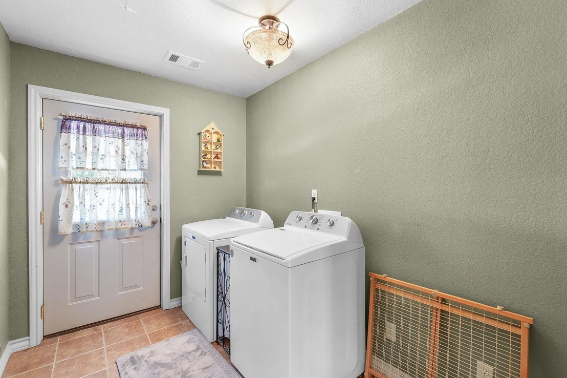 Photo of 15525 Ranch Road 2241