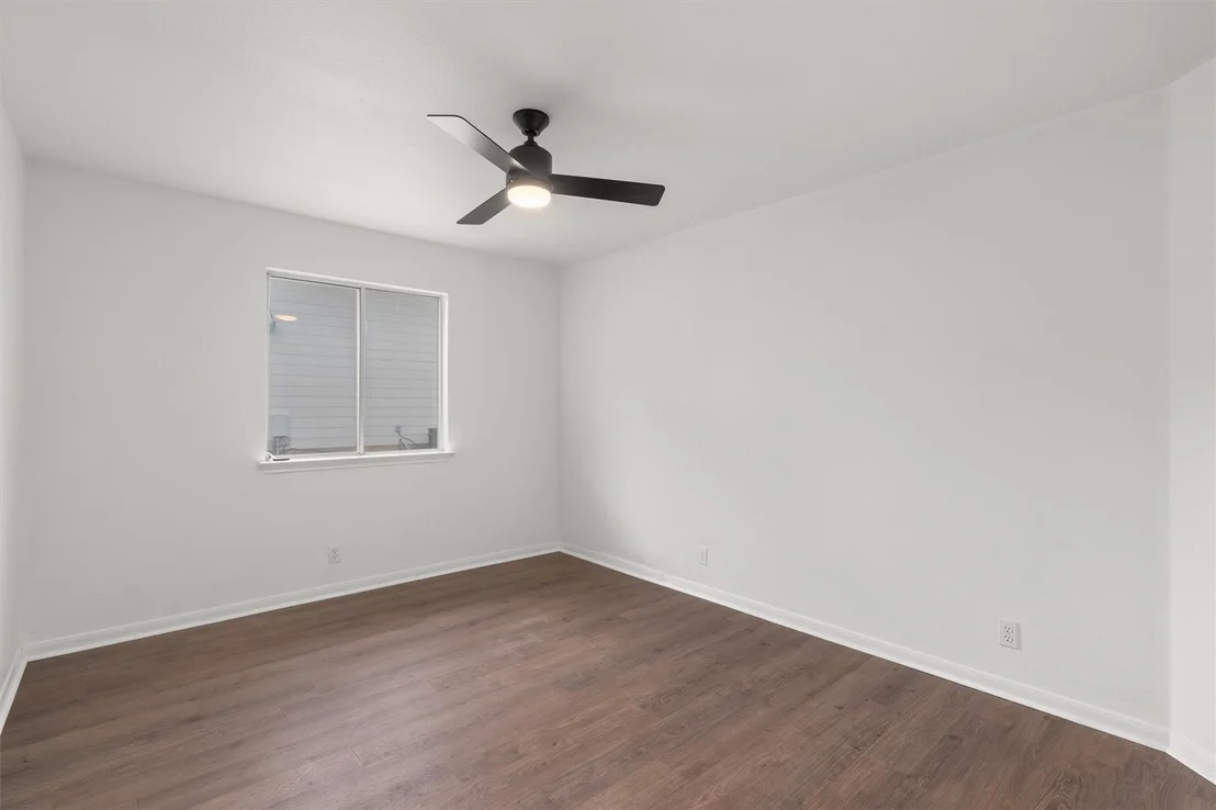 Photo of 1820 Mason Creek BLVD