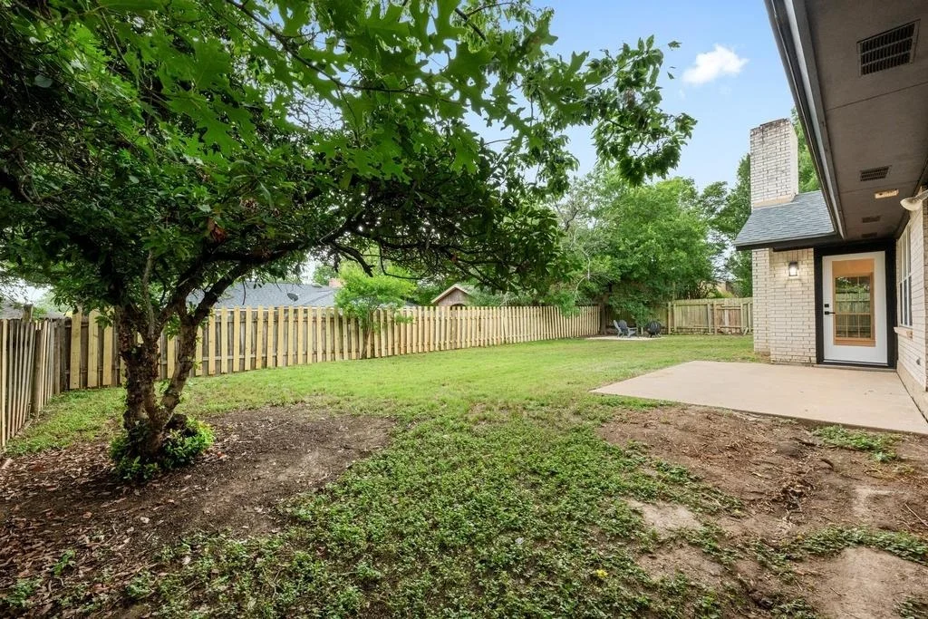 Photo of 8909 Laurel Grove DR