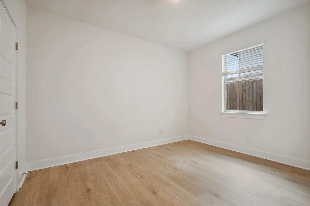 Photo of 137 Tenny LN