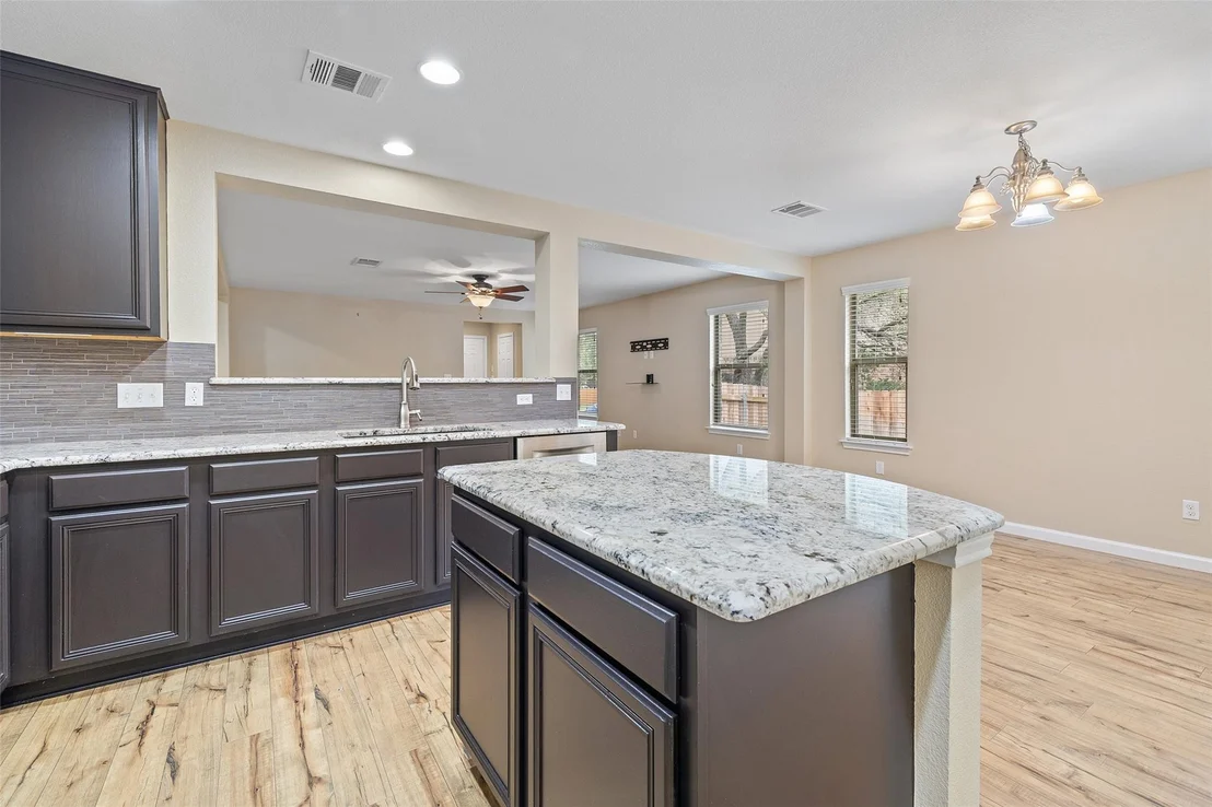 Photo of 2402 Henry Rifle RD