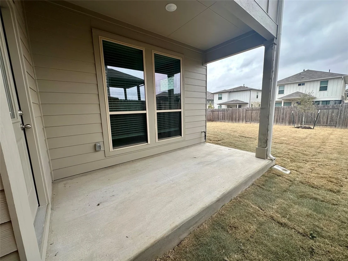 Photo of 172 White Horses DR