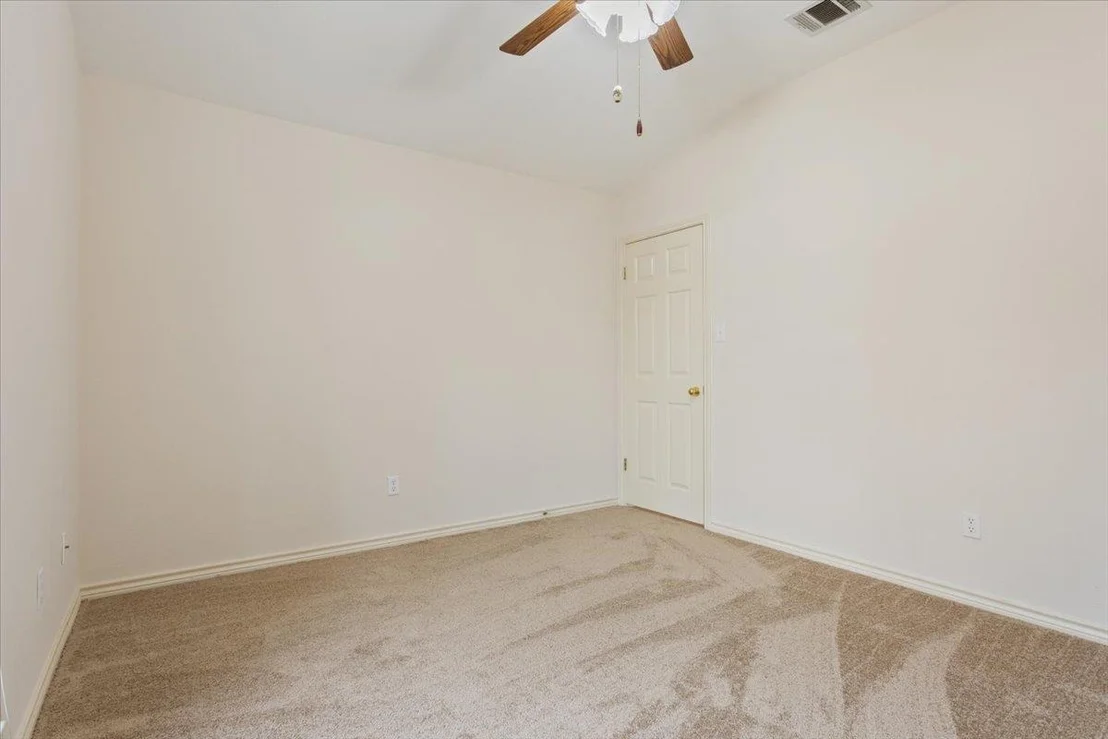 Photo of 2601 Grist LN
