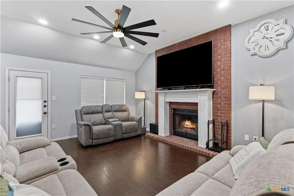 Photo of 1711 Lynx CIR