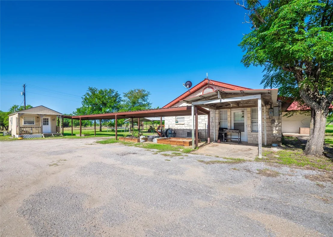 Photo of 1600 W State Highway 29