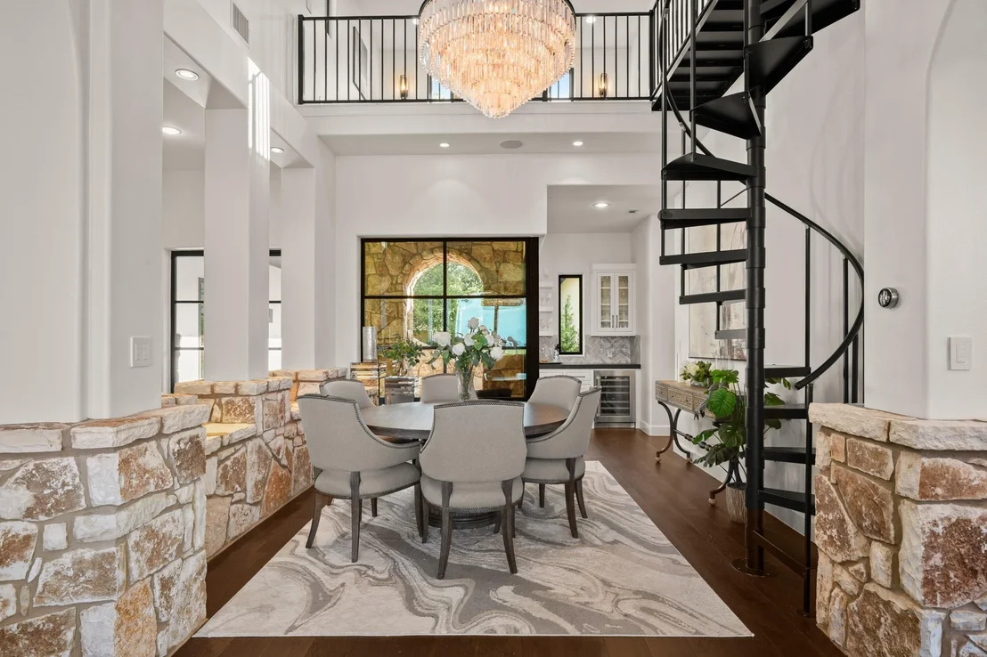 Photo of 1832 Windy Walk CV