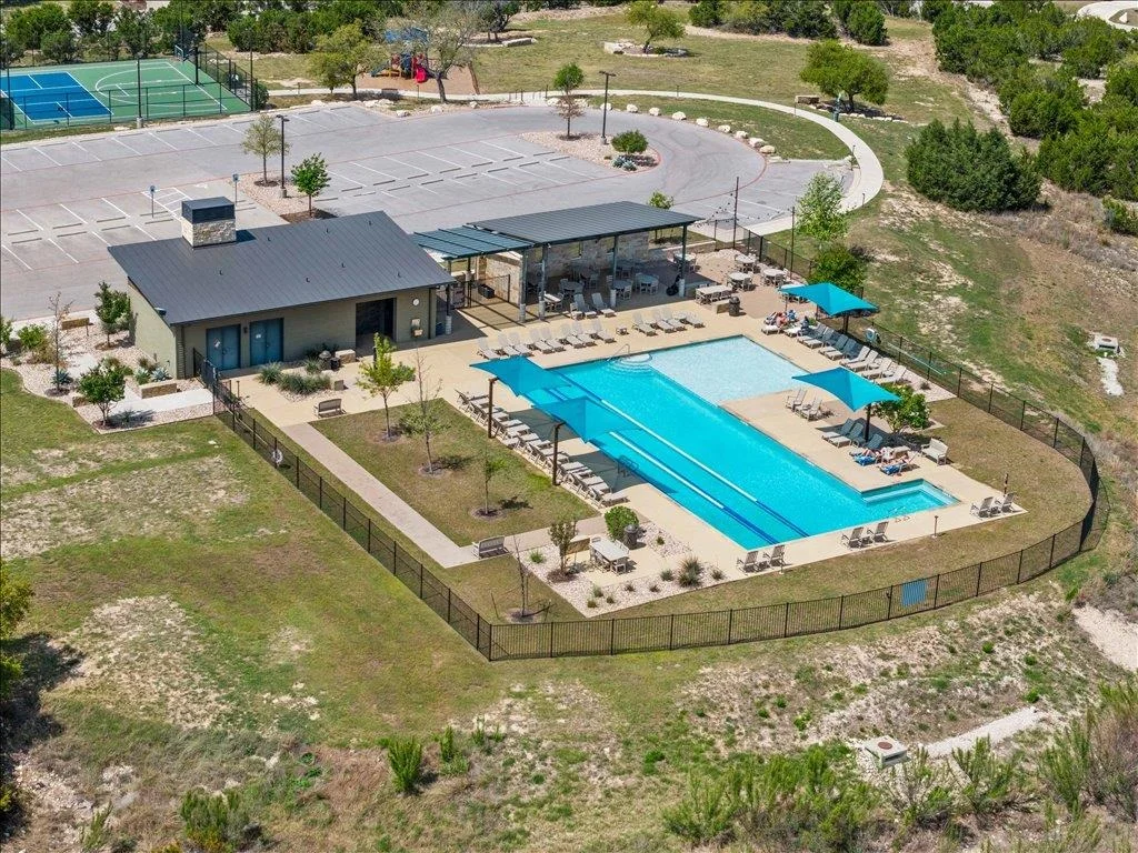 Photo of 18005 Breakwater DR